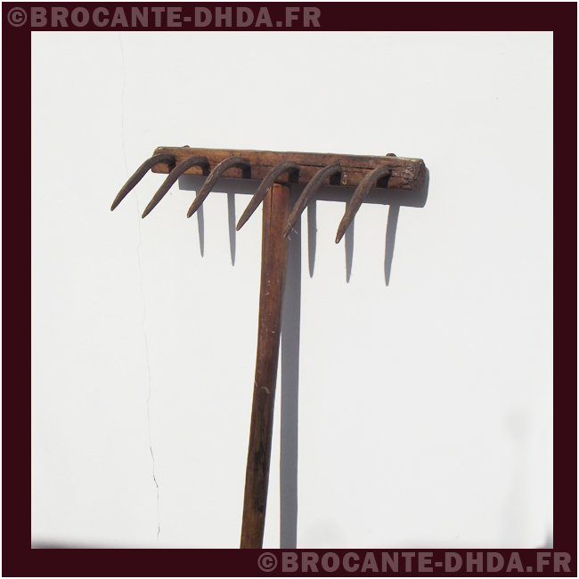 Râteau douille forgée - 14 dents courbées REVEX
