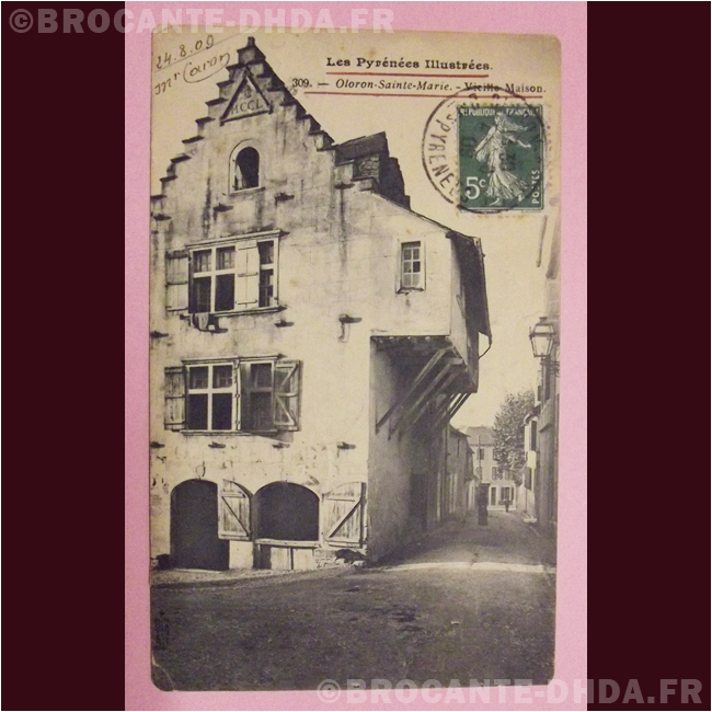 Oloronsaintemarie vieille maison D'Hier & D'Aujourd'hui