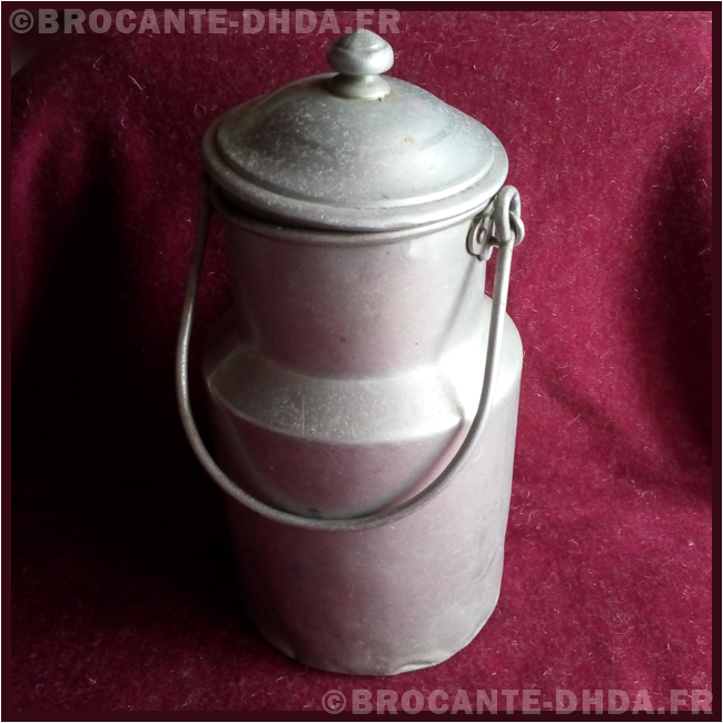 Ancienne grande cruche à lait - D'Hier & D'Aujourd'hui