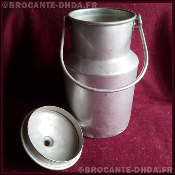 Ancienne Cruche Doseuse Aluminium – 50 Ml – Pichet Bar Vintage #2533