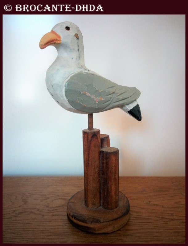 Mouette en bois sur ses pattes - Décoration Marine L'Embarcadère